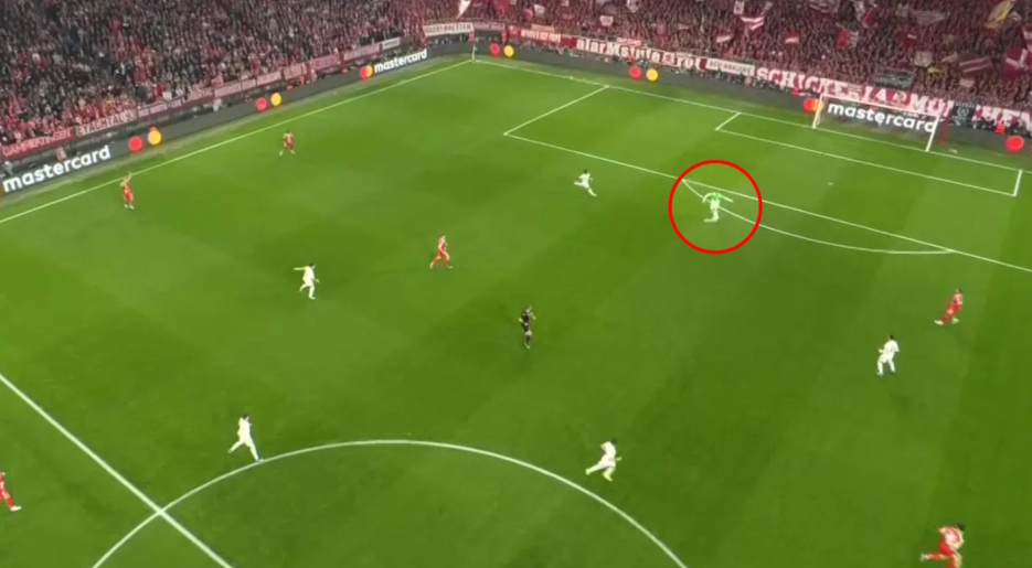 Neuer hứng bão chỉ trích sau sai lầm tai hại trước Real Madrid 1 Neuer hứng bão chỉ trích sau sai lầm tai hại trước Real Madrid 1