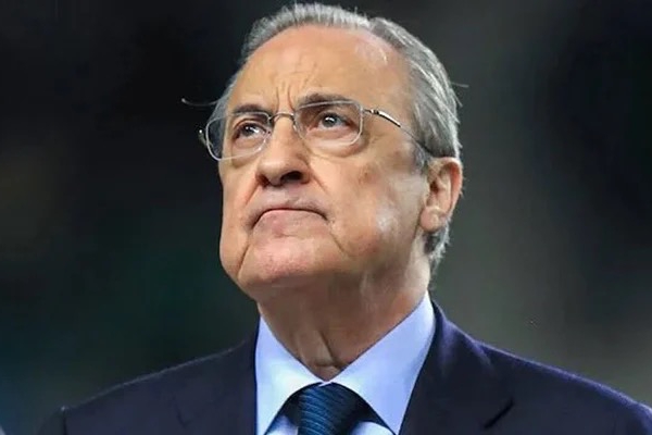 Chủ tịch Perez tức giận trong phòng thay đồ Real Madrid Chu tich Perez tuc gian trong phong thay do Real Madrid