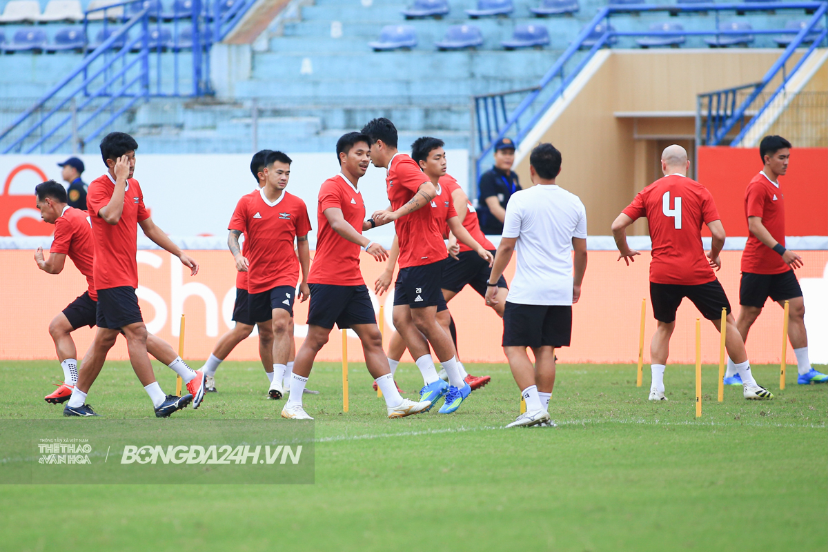 Dàn sao CLB Thái Lan đổ bộ Hàng Đẫy 6