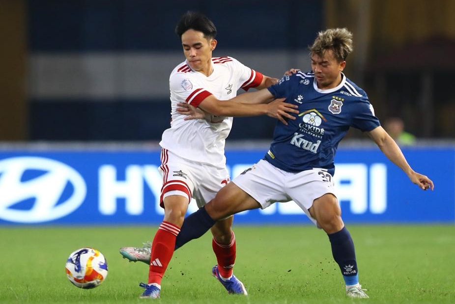 CLB Svay Rieng hoa 1-1 truoc Bangkok United tren SVd Hang day