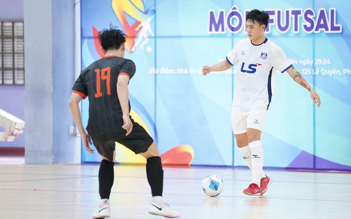 Futsal Thai Son Nam