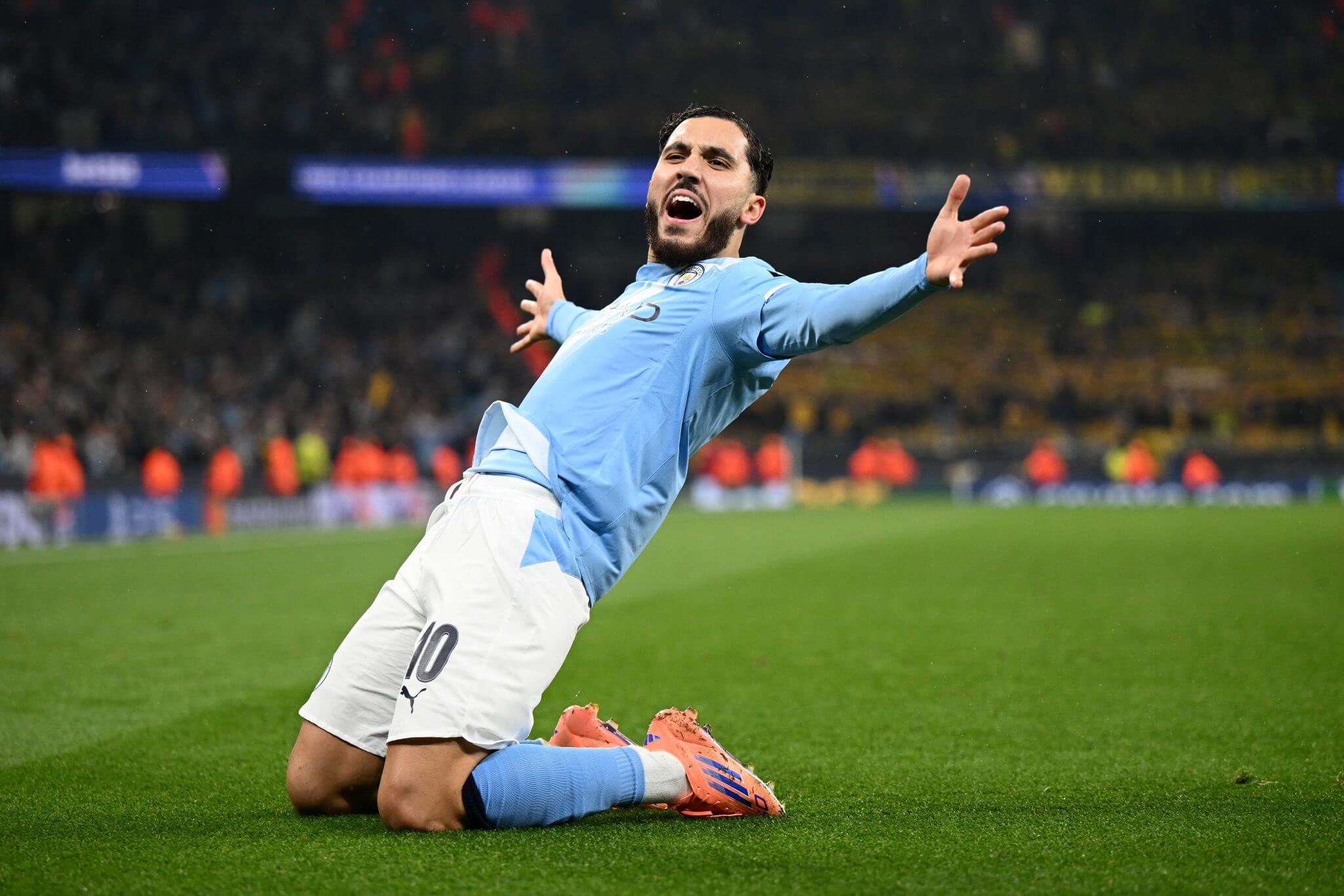 Rayan Cherki la mot nhan to noi bat cua City