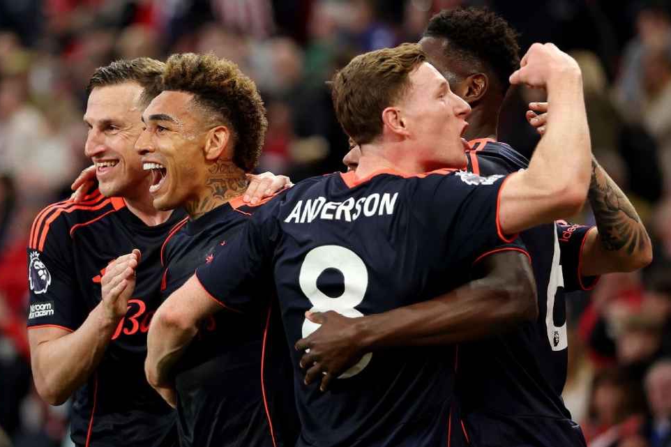 Nottingham huy diet Sunderland 5-0