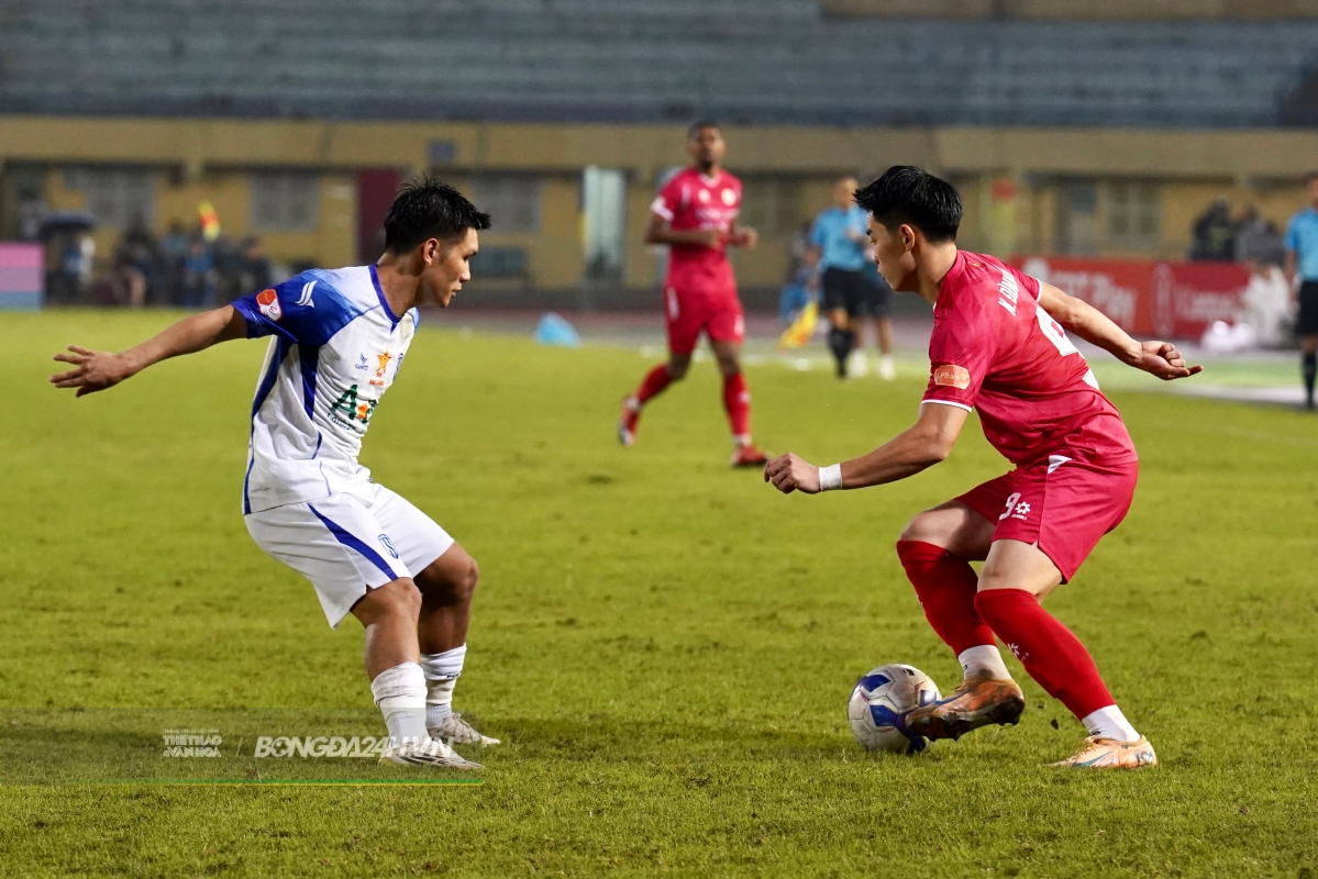 Đình Bắc gieo sầu, Cao Văn Bình có ngày thi đấu khó quên 4