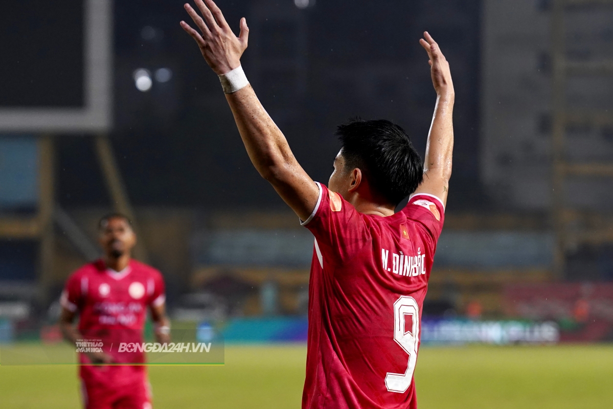 Đình Bắc gieo sầu, Cao Văn Bình có ngày thi đấu khó quên 2