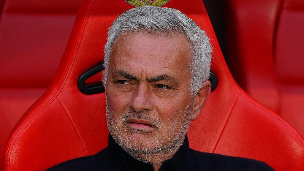 Có đáng không khi Perez muốn tái hợp Jose Mourinho 3