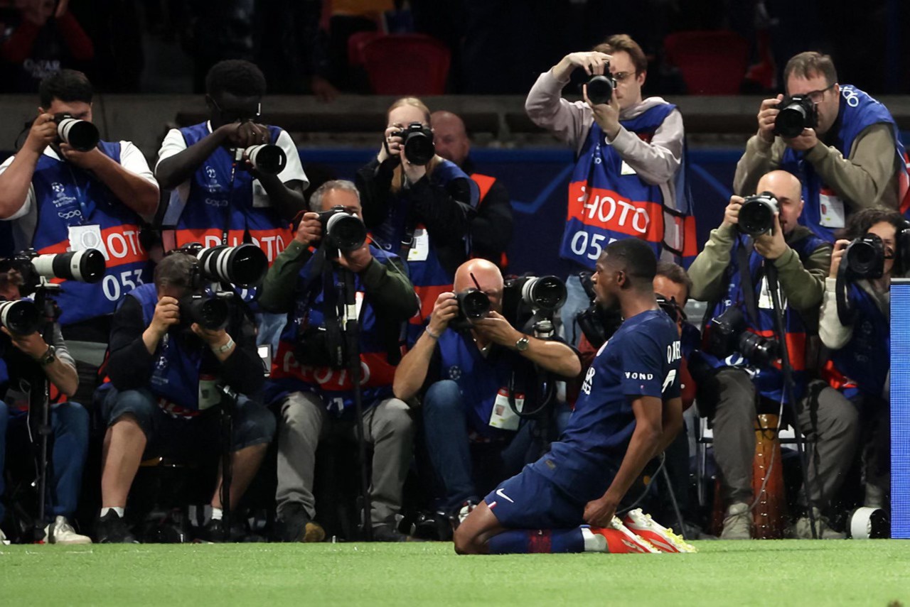 Ousmane Dembele Xứng danh đương kim Quả bóng Vàng 1