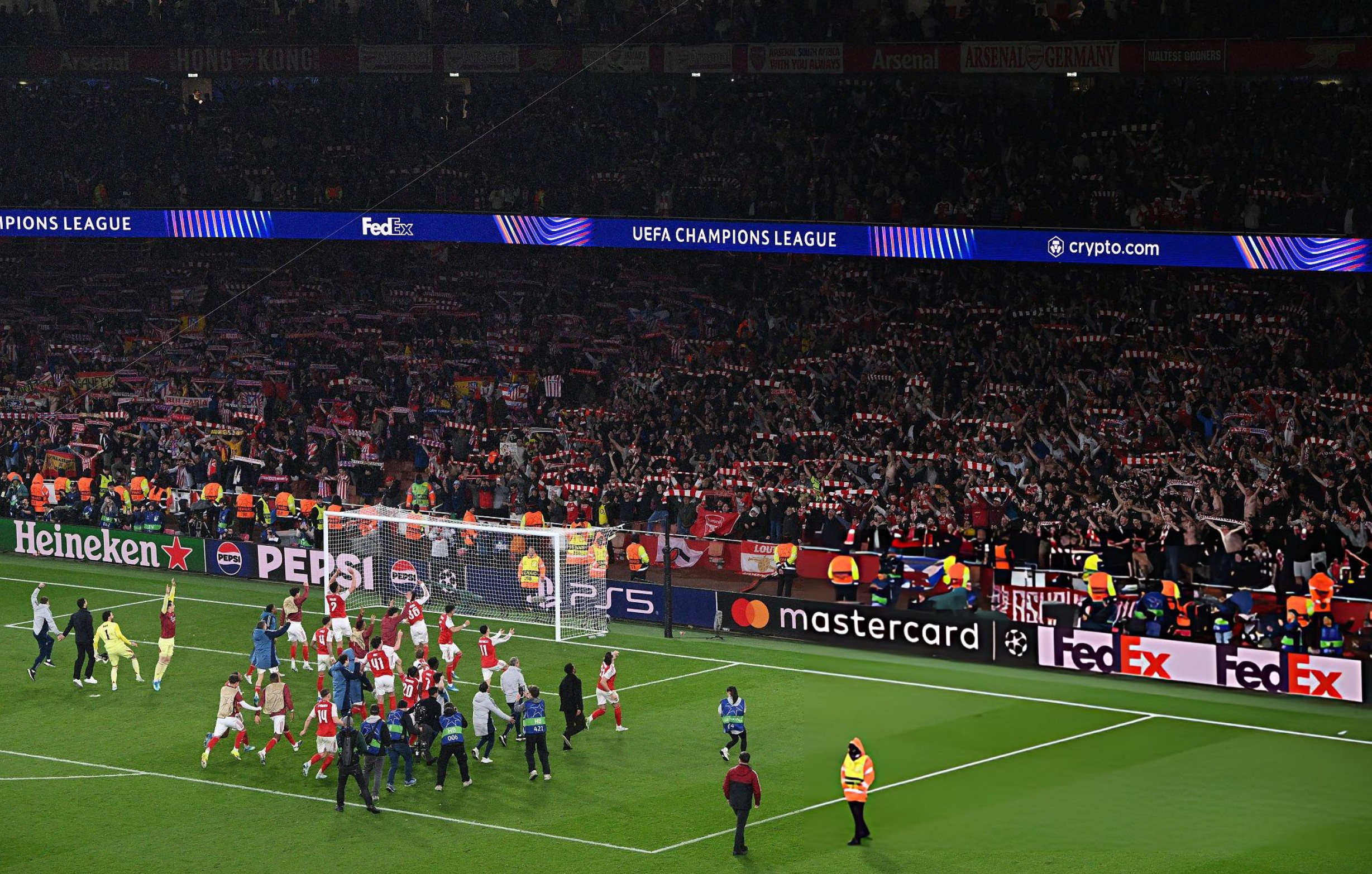 Chờ Arsenal viết nên lịch sử 2