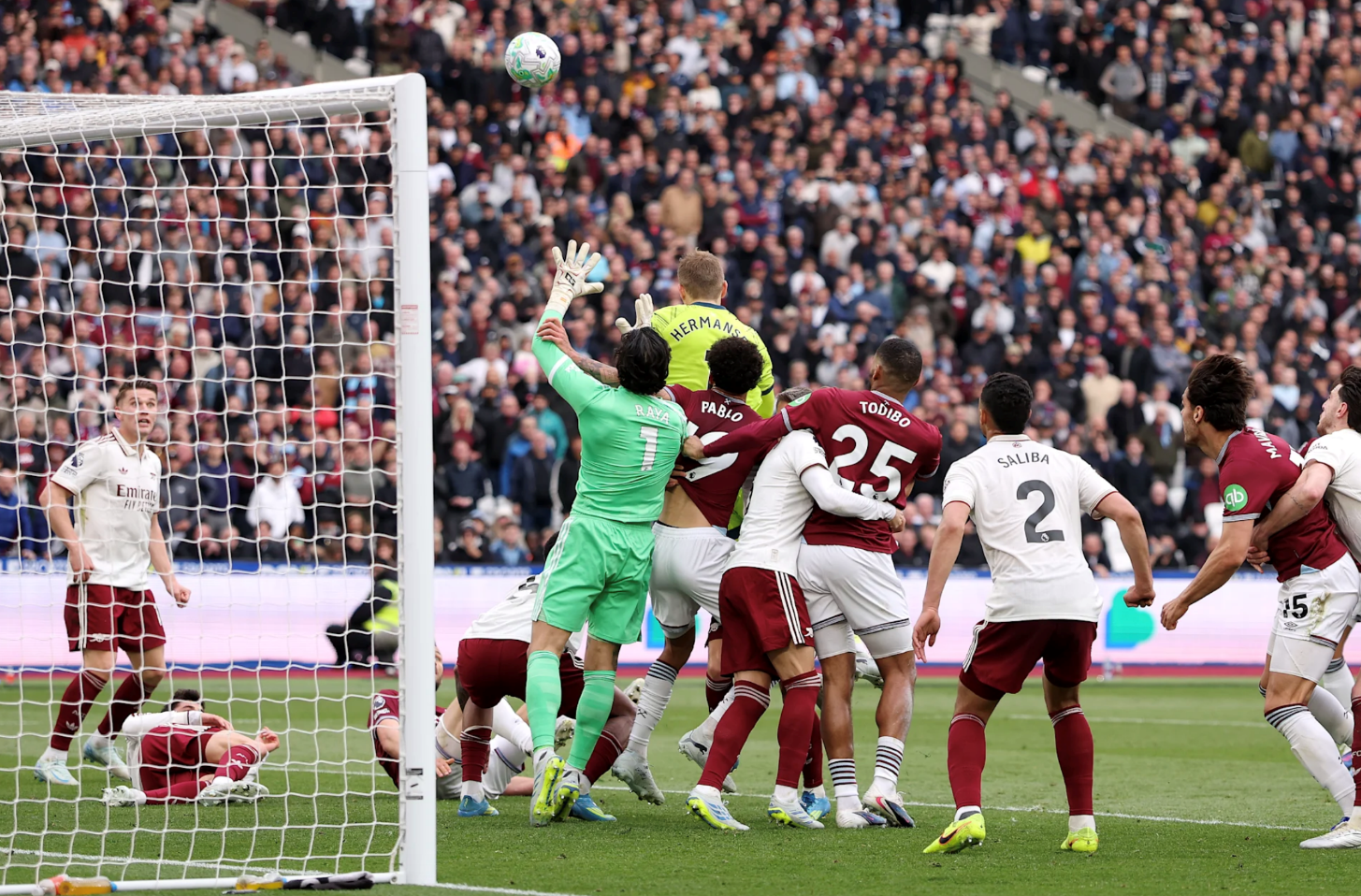 Arsenal có đáng bị phần còn lại của Premier league ghét bỏ 1