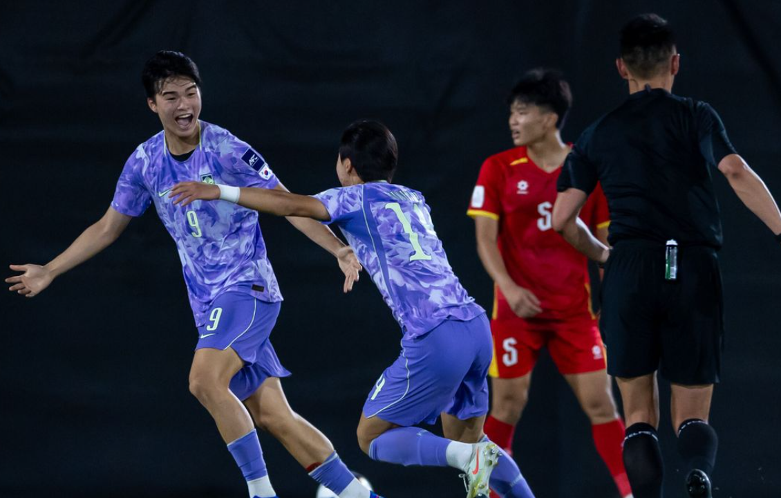 U17 Việt Nam để thua ngược Hàn Quốc trong ít phút cuối trận 2