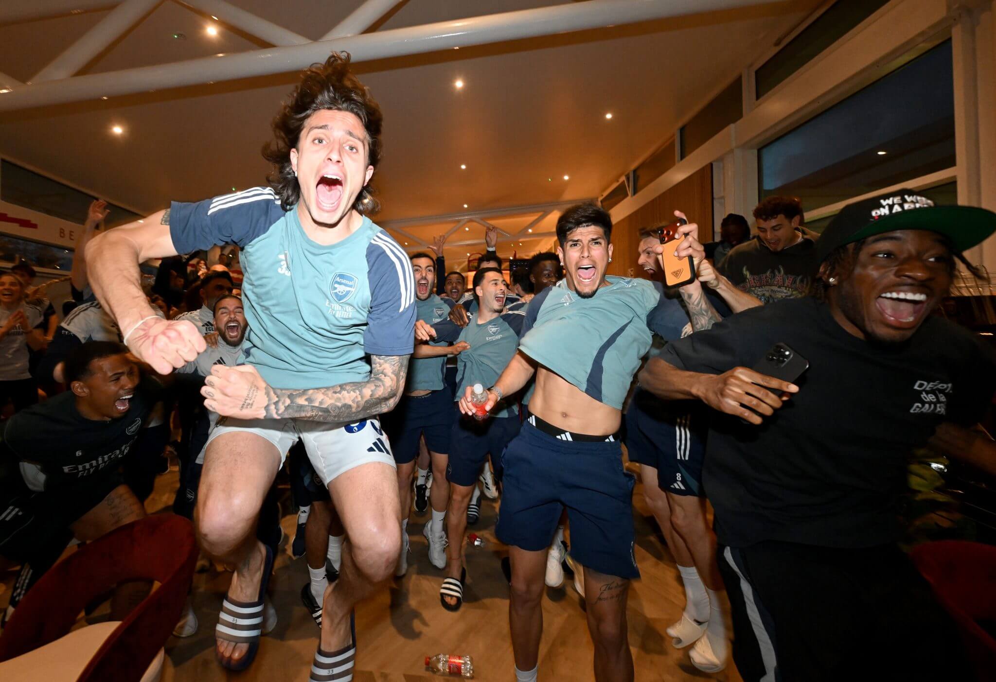 Arsenal Từ phòng thay đồ “độc hại” tới nhà vua nước Anh 1 Arsenal Từ phòng thay đồ “độc hại” tới nhà vua nước Anh 1