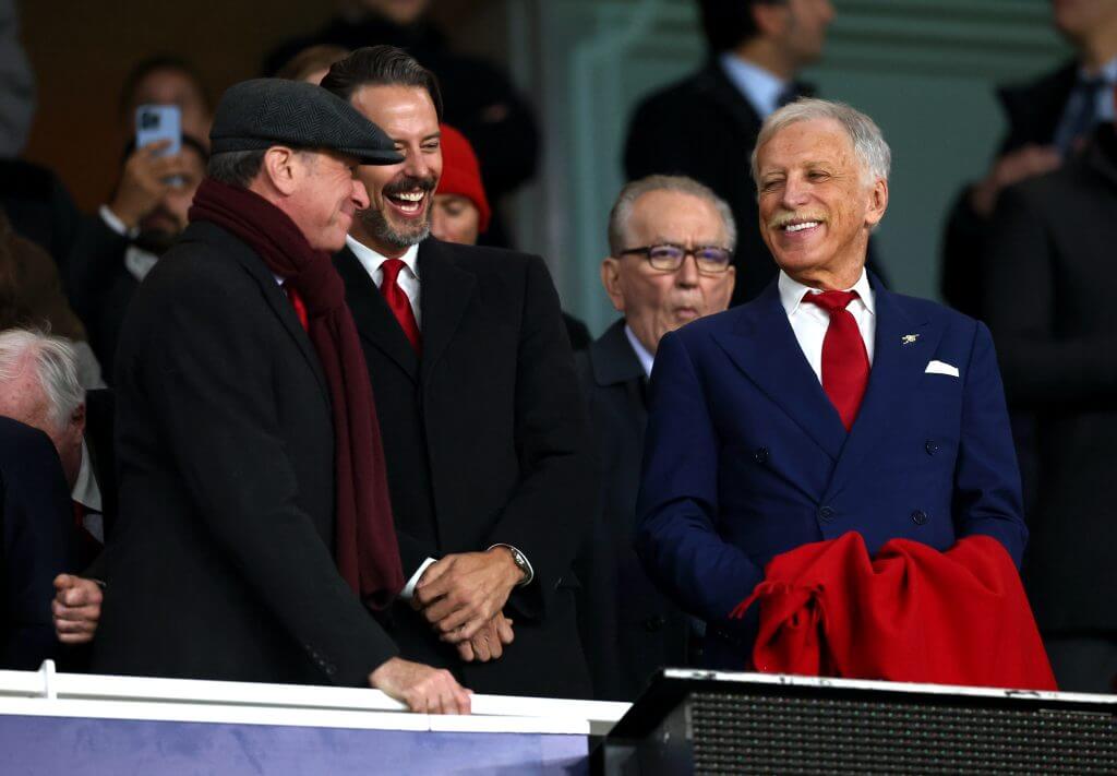 Arsenal Từ phòng thay đồ “độc hại” tới nhà vua nước Anh 2 Arsenal Từ phòng thay đồ “độc hại” tới nhà vua nước Anh 2