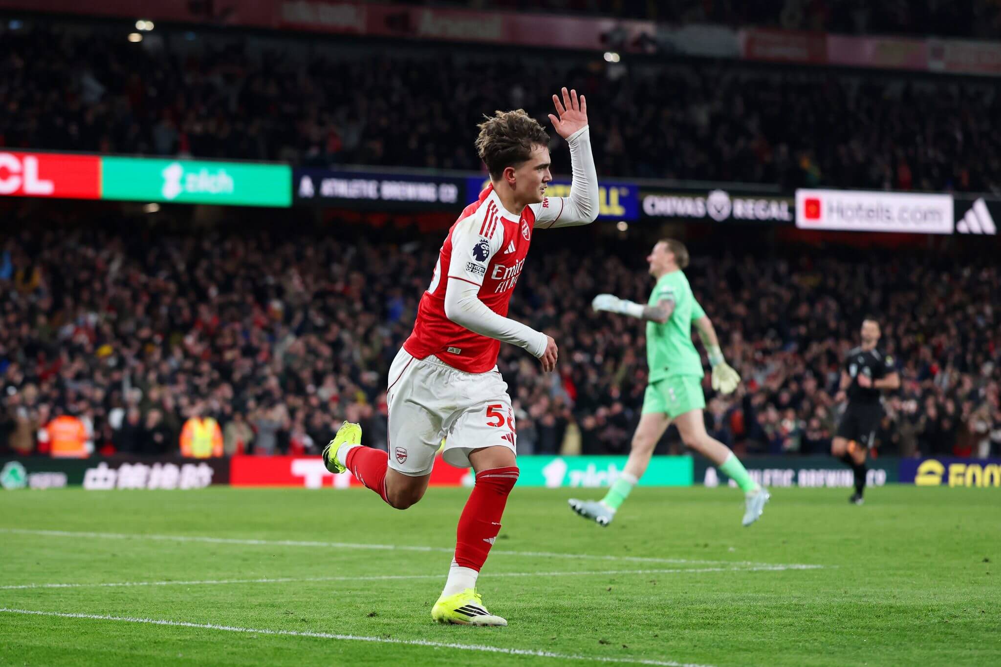 Arsenal Từ phòng thay đồ “độc hại” tới nhà vua nước Anh 6 Arsenal Từ phòng thay đồ “độc hại” tới nhà vua nước Anh 6