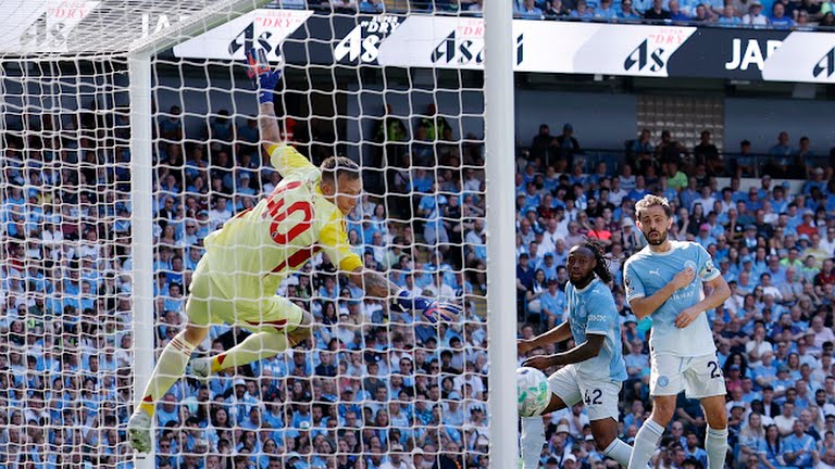 Ollie Watkins lập cú đúp, Aston Villa hạ Man City ngay tại Etihad 3