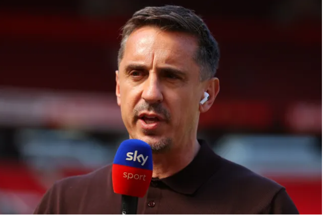 Gary Neville chỉ trích chiến lược chuyển nhượng kỳ quặc của Liverpool 1