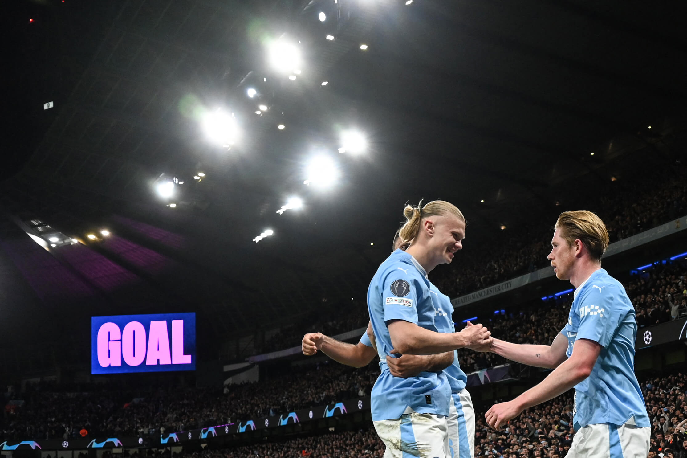 Pep Guardiola đã tạo nên 3 cỗ máy vĩ đại ở Man City, nhưng tiếc thay ông đã thất bại ở công trình thứ 4 5