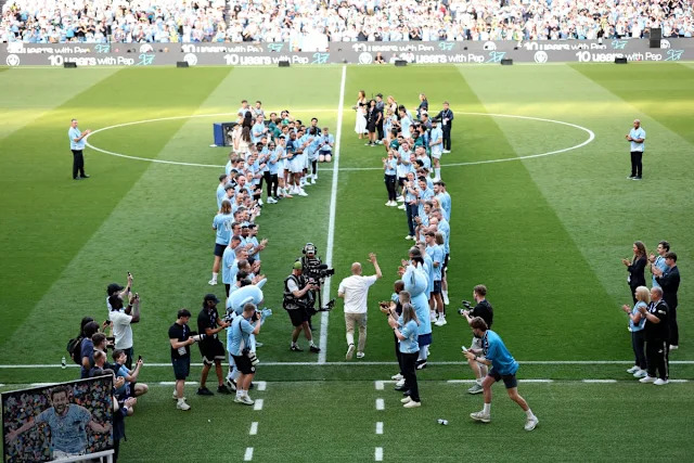 Bình minh của Mikel Arteta và ánh hoàng hôn dành cho Pep Guardiola 4