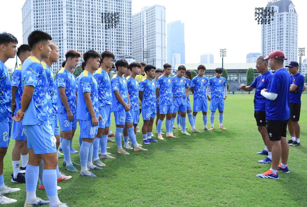 Ikeuchi u19 viet nam