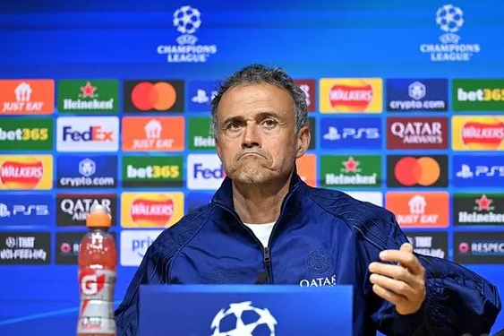 Họp báo trước chung kết C1 Enrique không nghĩ PSG là cửa trên 1