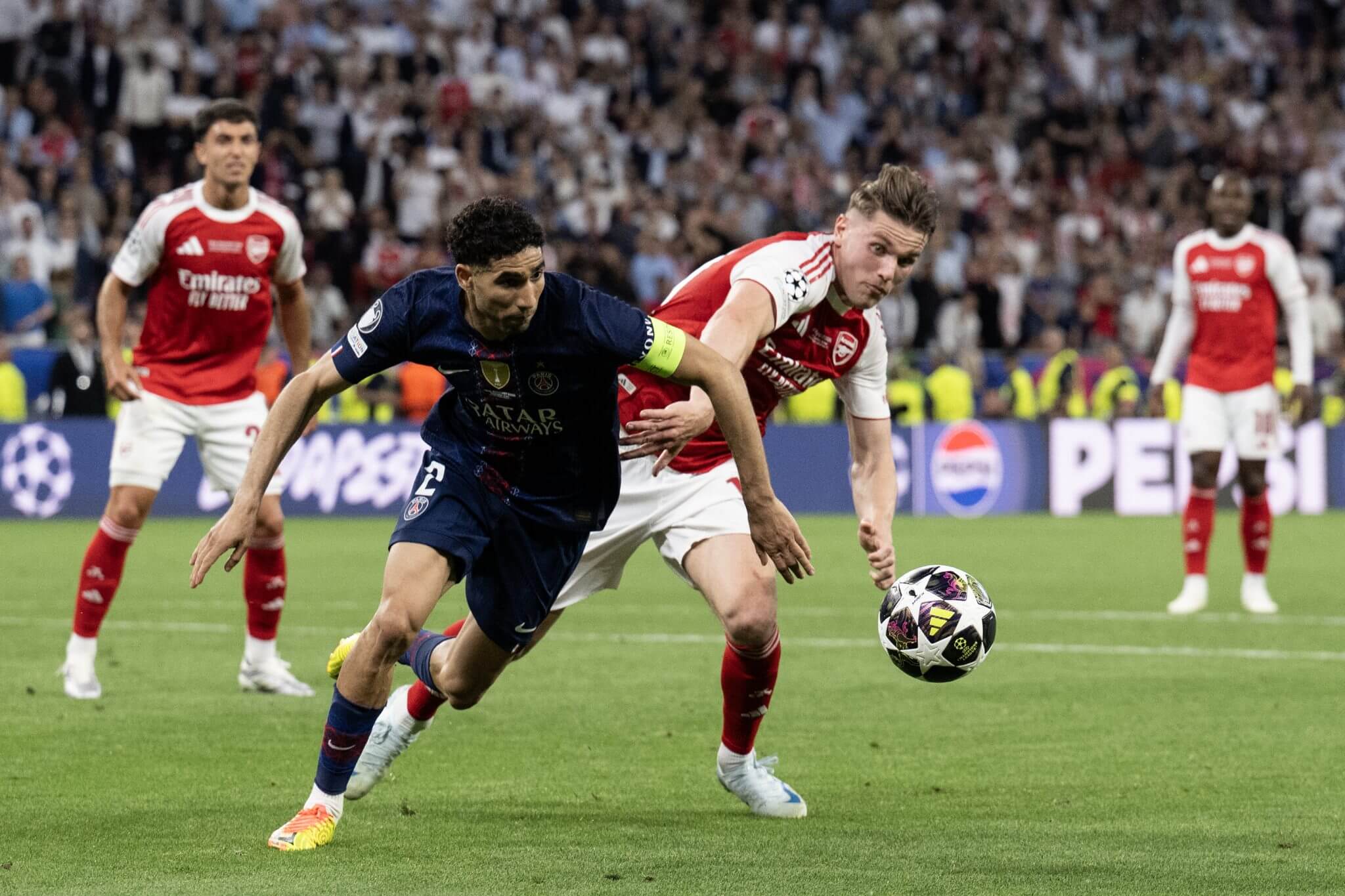 Arsenal đã kéo PSG vào trận chiến của mình, nhưng không thể bước ra với một chiến thắng 3