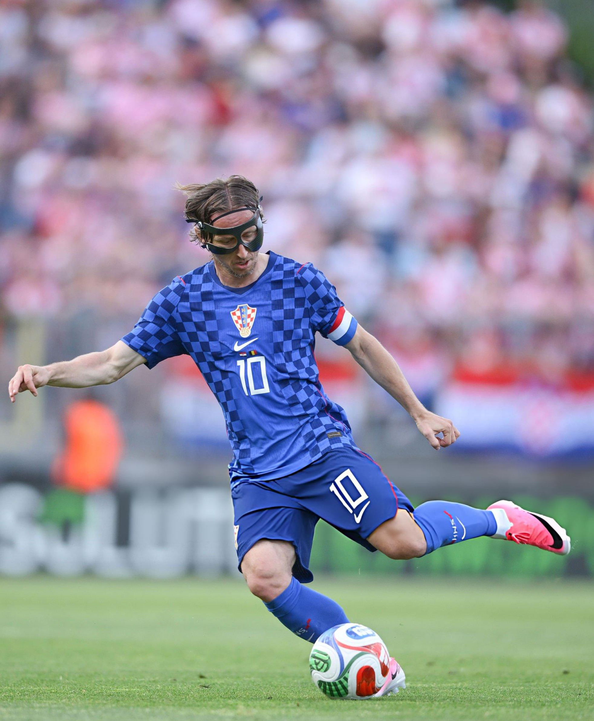 Điệu nhảy cuối của Lukita 1