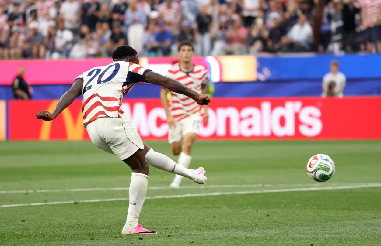 Mỹ 4-1 Paraguay Bình minh của một kỷ nguyên bóng đá mới tại xứ cờ hoa 3
