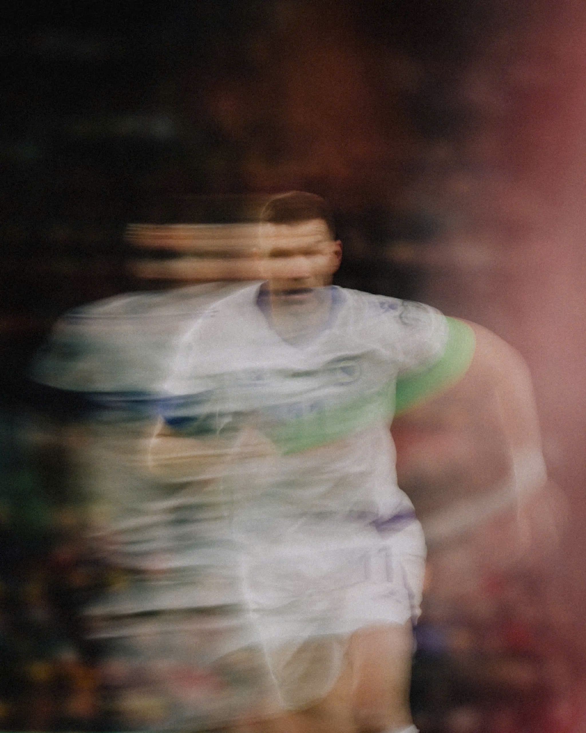 Edin Dzeko Cuộc đời này chẳng có gì là không thể! 5