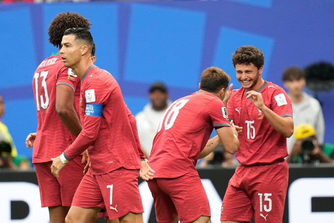 Ronaldo, Joao Neves và cái bẫy đáng sợ của Internet 1 Ronaldo, Joao Neves và cái bẫy đáng sợ của Internet 1