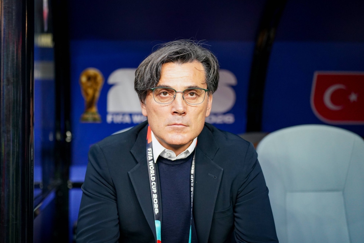 HLV Vincenzo Montella bi soc sau khi Tho Nhi Ky loai som