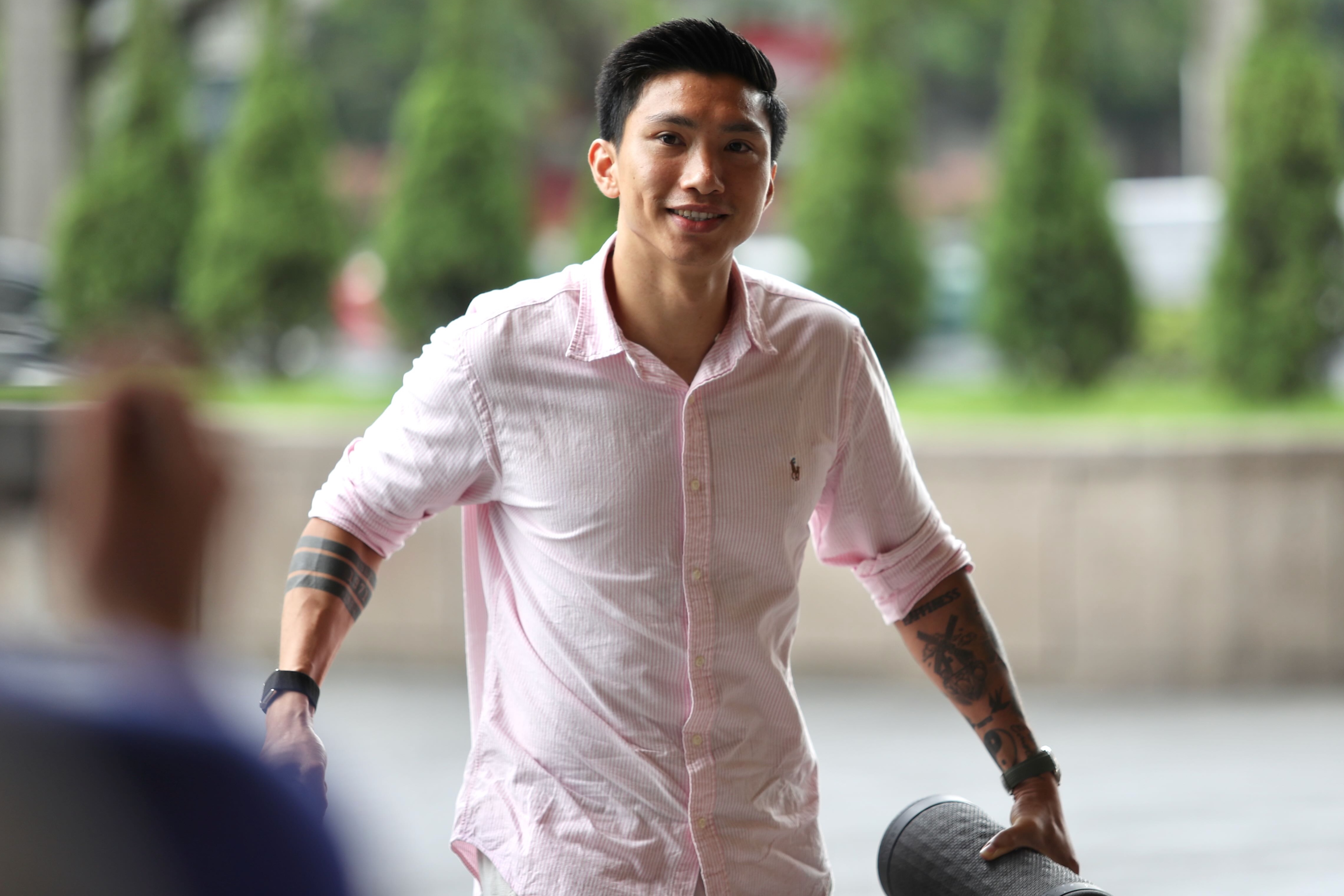 Thầy trò Kim Sang Sik có mặt tại khách sạn, sẵn sàng cho đợt hội quân 4 Thầy trò Kim Sang Sik có mặt tại khách sạn, sẵn sàng cho đợt hội quân 4