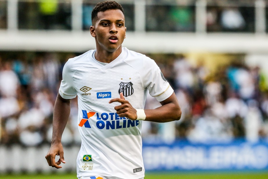 Rodrygo Carlo Ancelotti như một người cha của cả đội 2