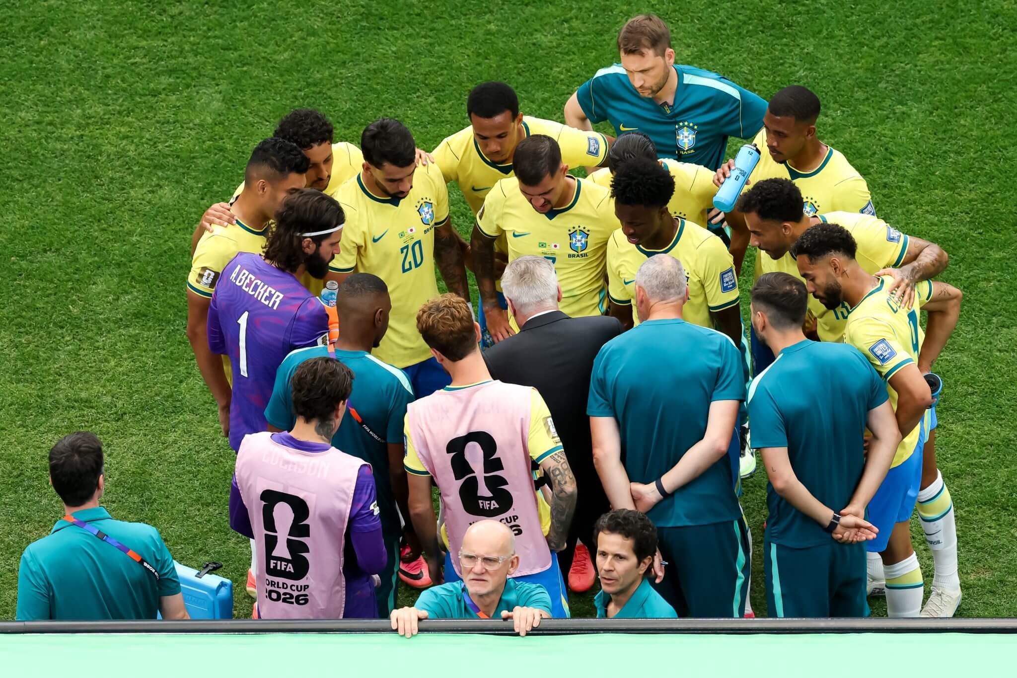 Quý ngài điềm tĩnh Carlo Ancelotti chính là liều thuốc giải cho sự hỗn loạn của Brazil 3