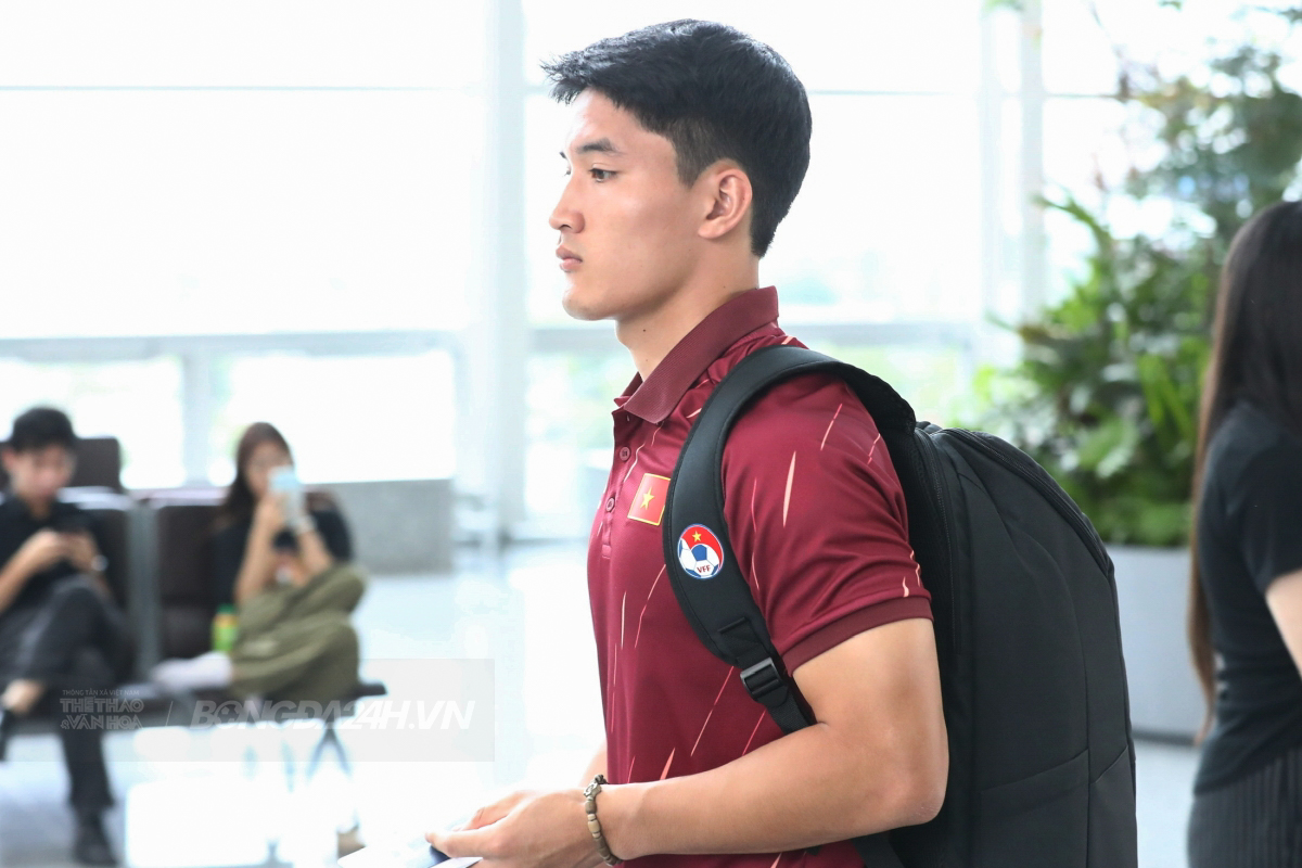 Văn Lâm và những tuyển thủ vẫn chờ phút đầu tiên tại ASEAN Cup 2026 2