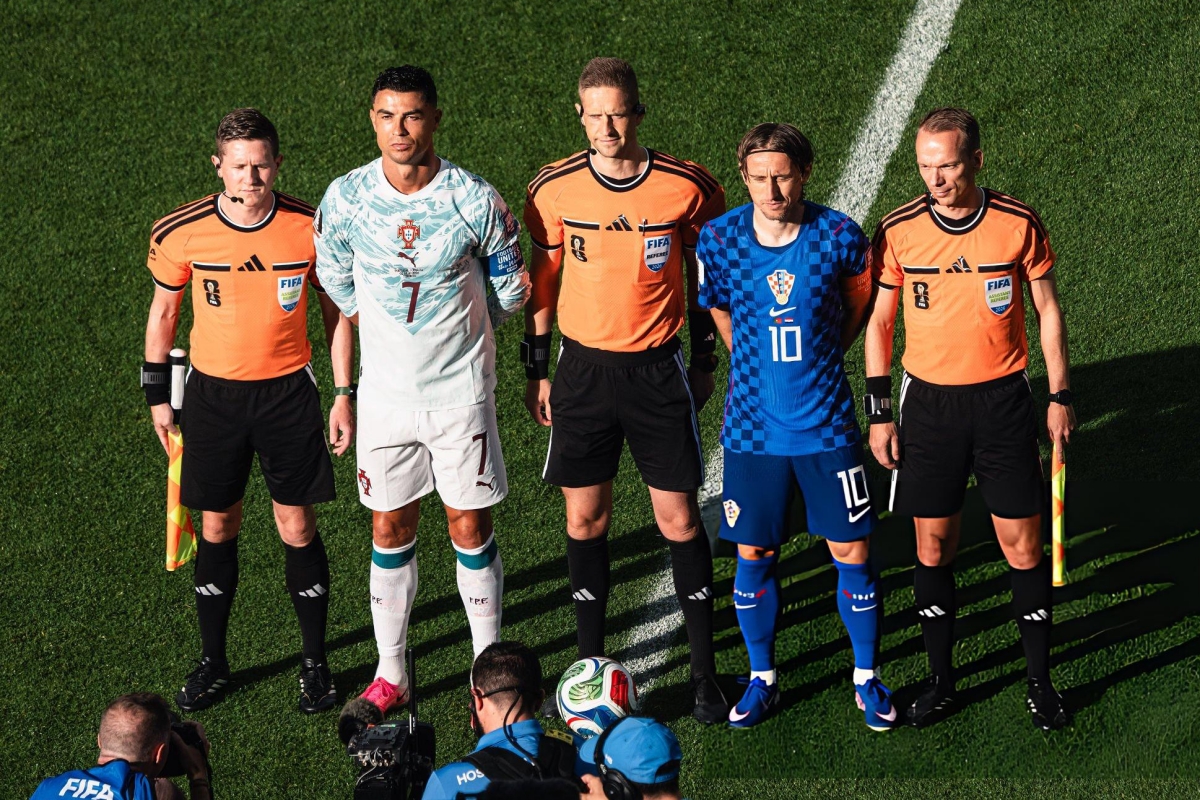 Màn chạm trán cảm xúc của Cristiano Ronaldo và Luka Modric 3