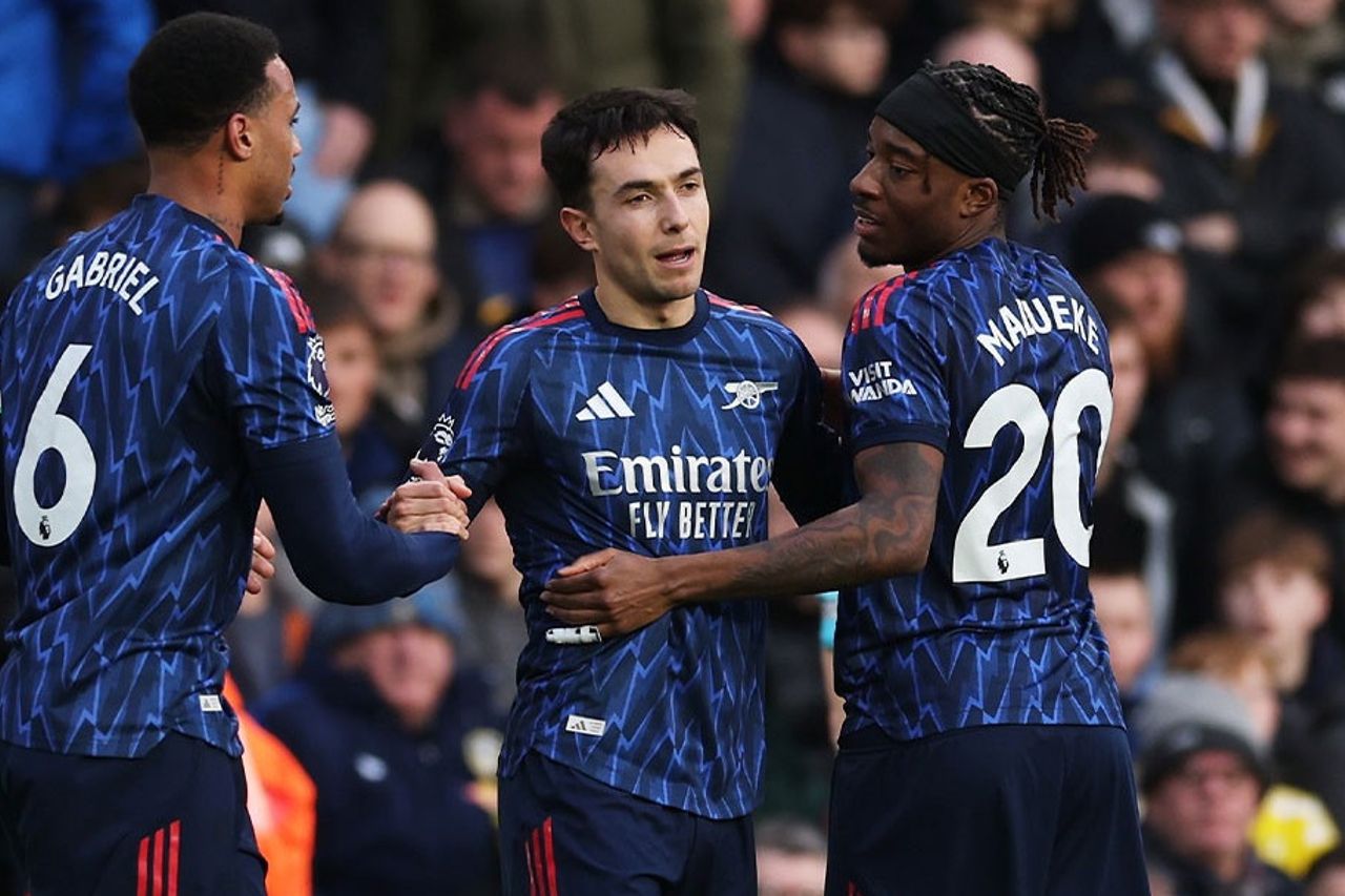 Bruno Guimaraes Cái tên tiếp theo khiến Arsenal mê mẩn trên TTCN 2