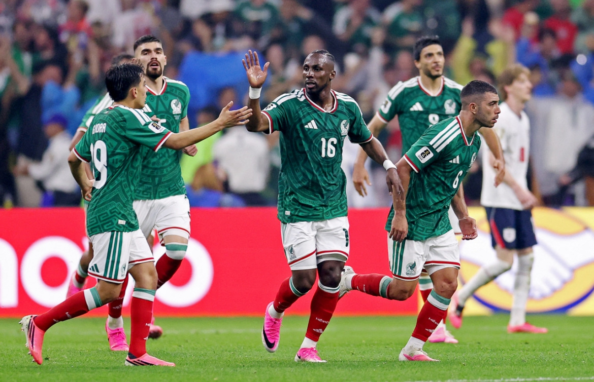 Chơi thiếu người, Anh vẫn kiên cường đánh bại chủ nhà Mexico 3
