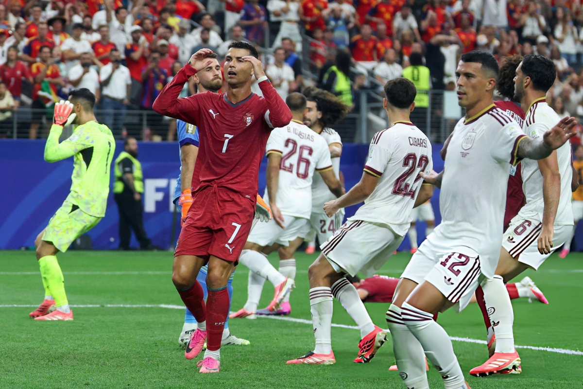Ronaldo Tây Ban Nha vs Bồ Đào Nha 7/7 Ronaldo Tay Ban Nha vs Bo dao Nha 7/7