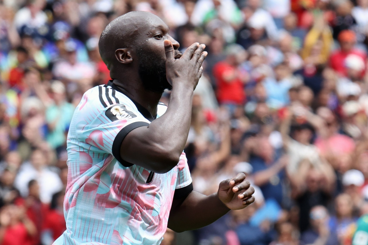 Hieu suat chuyen hoa dang kinh ngac cua Lukaku