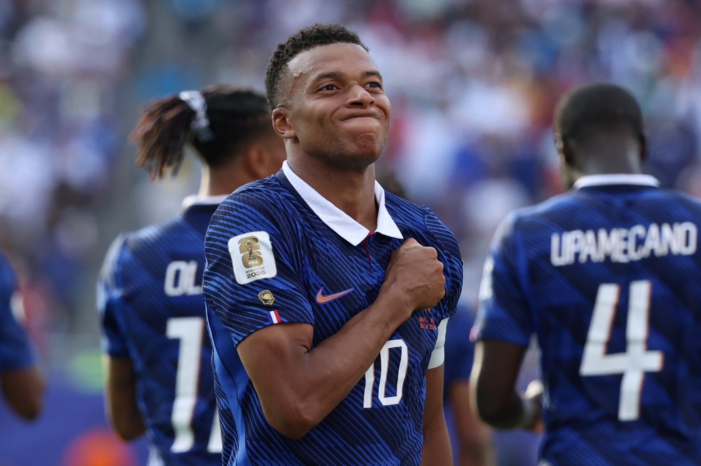 Kylian Mbappe & Ousmane Dembele Song kiếm hợp bích! 8 Kylian Mbappe & Ousmane Dembele Song kiếm hợp bích! 8