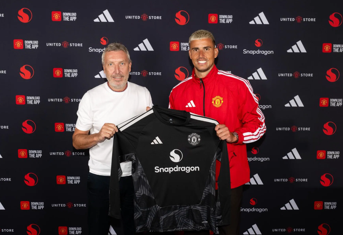 Man United chiêu mộ thủ thành Karl Darlow Man United chieu mo thu thanh Karl Darlow