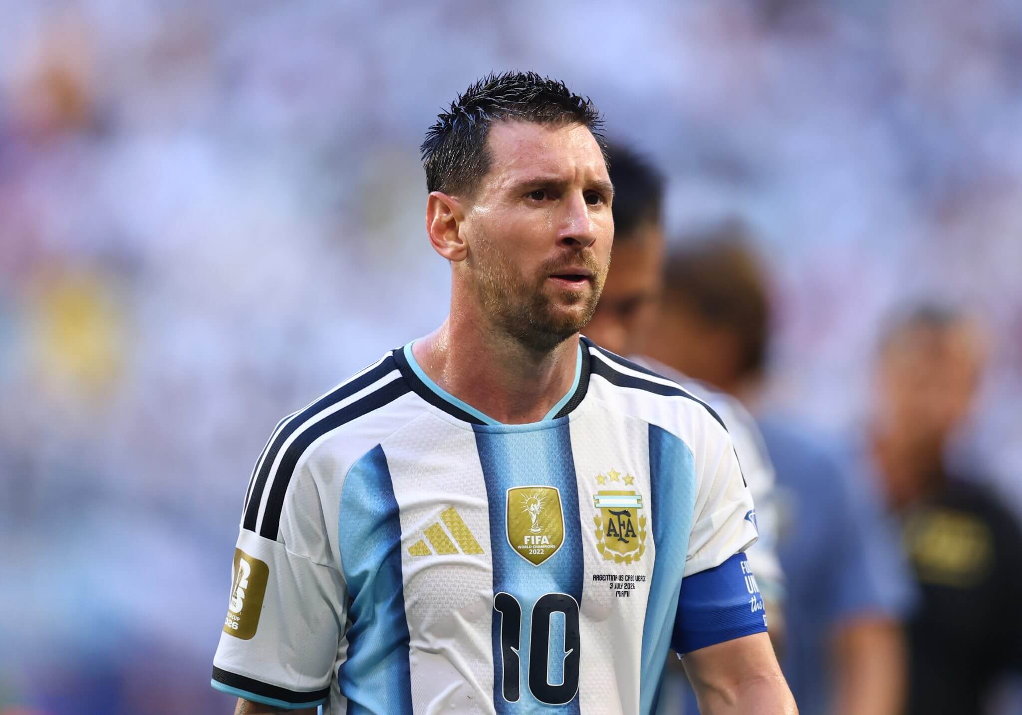 Câu chuyện đặc biệt về bức ảnh định mệnh của Lionel Messi và Lamine Yamal 19 năm về trước 2 Câu chuyện đặc biệt về bức ảnh định mệnh của Lionel Messi và Lamine Yamal 19 năm về trước 2