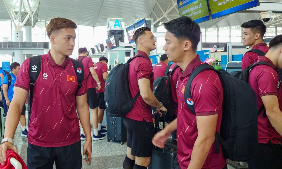 Đội tuyển Việt Nam sang Thái Lan chuẩn bị cho trận ra quân ASEAN Cup doi tuyen Viet Nam sang Thai Lan chuan bi cho tran ra quan ASEAN Cup