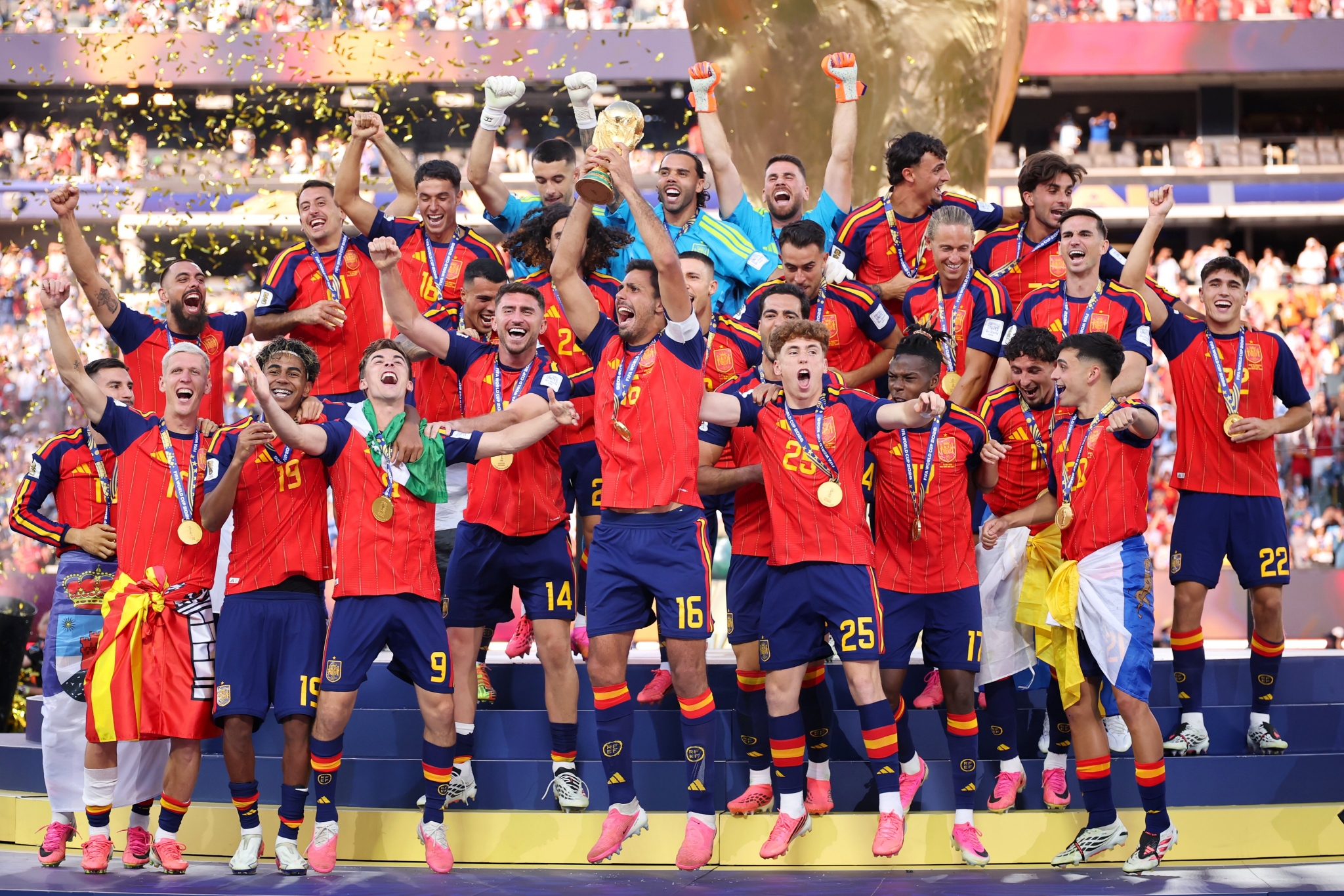 Tạm biệt kỳ World Cup lớn nhất lịch sử 1 Tạm biệt kỳ World Cup lớn nhất lịch sử 1