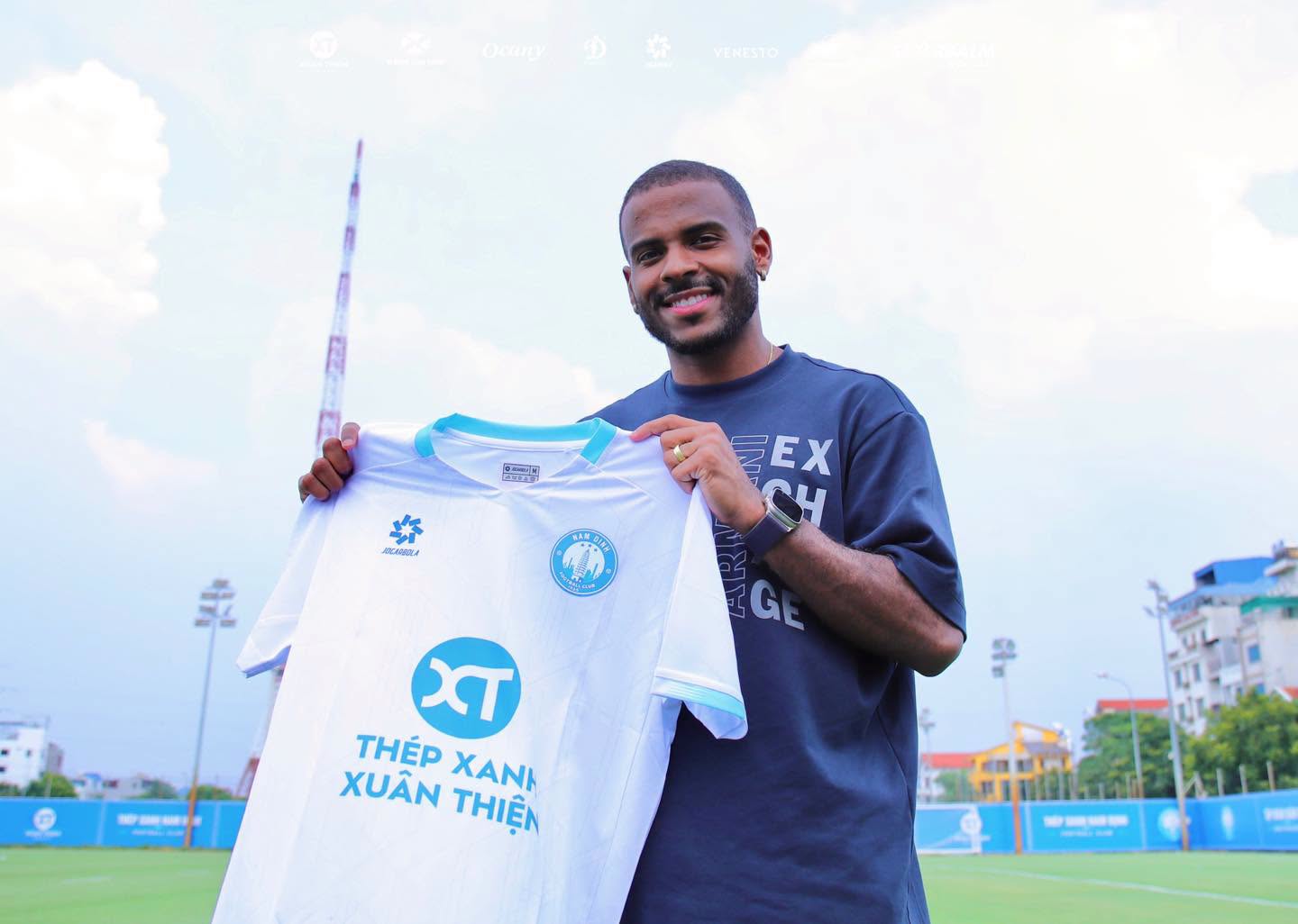 Ezequiel Santos gia nhập đại gia đình Thép Xanh Nam Định Ezequiel Santos gia nhap dai gia dinh Thep Xanh Nam dinh