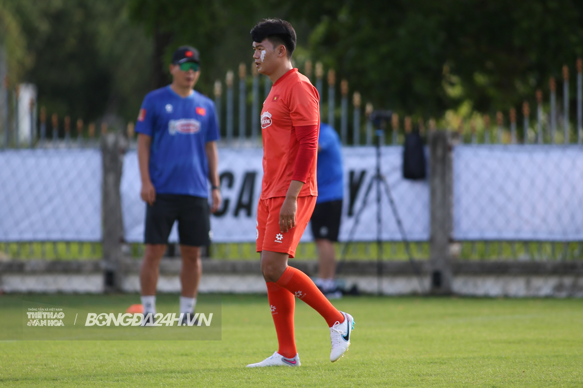 Tài Lộc, Văn Lâm chấn thương trước thềm ra quân ASEAN Cup 2026 4