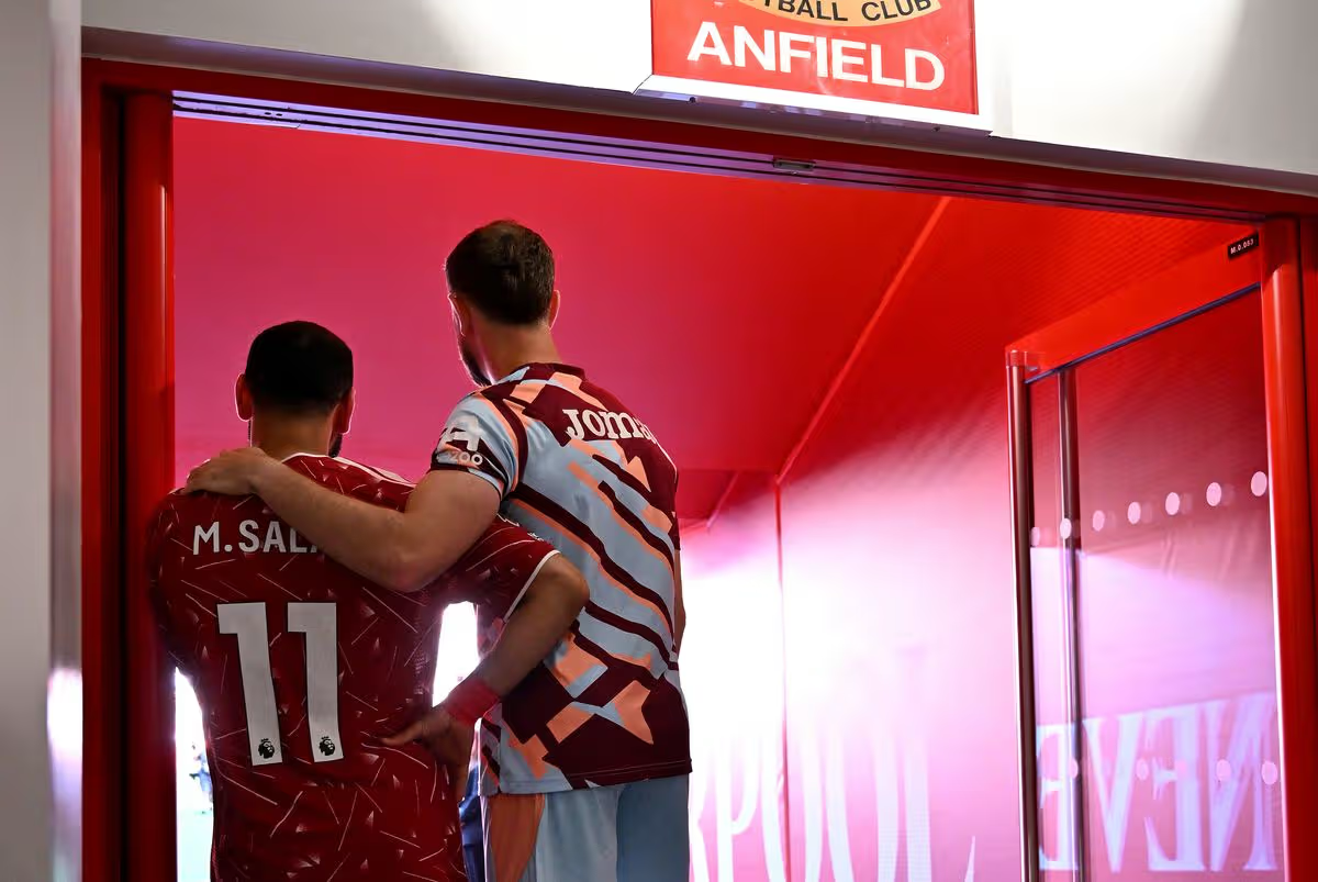 Jordan Henderson không phải hạng xách nước, bổ cam như nhiều người vẫn nghĩ 4 Jordan Henderson không phải hạng xách nước, bổ cam như nhiều người vẫn nghĩ 4