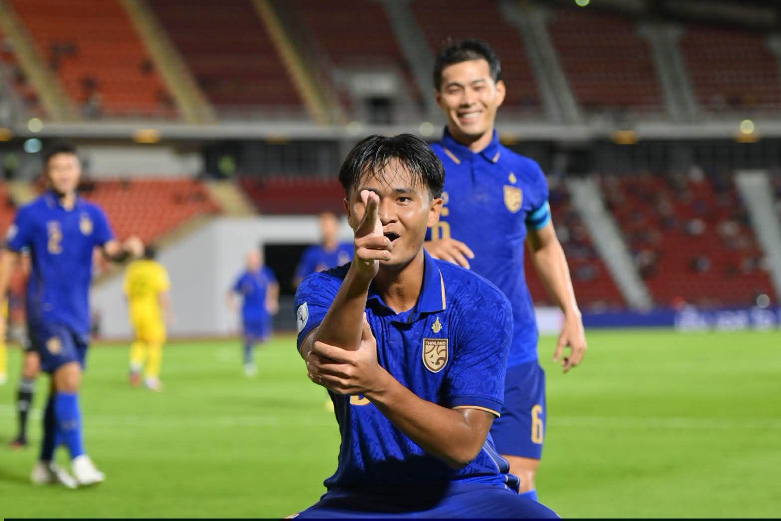 Thái Lan thắng thuyết phục Malaysia Thai Lan thang thuyet phuc Malaysia