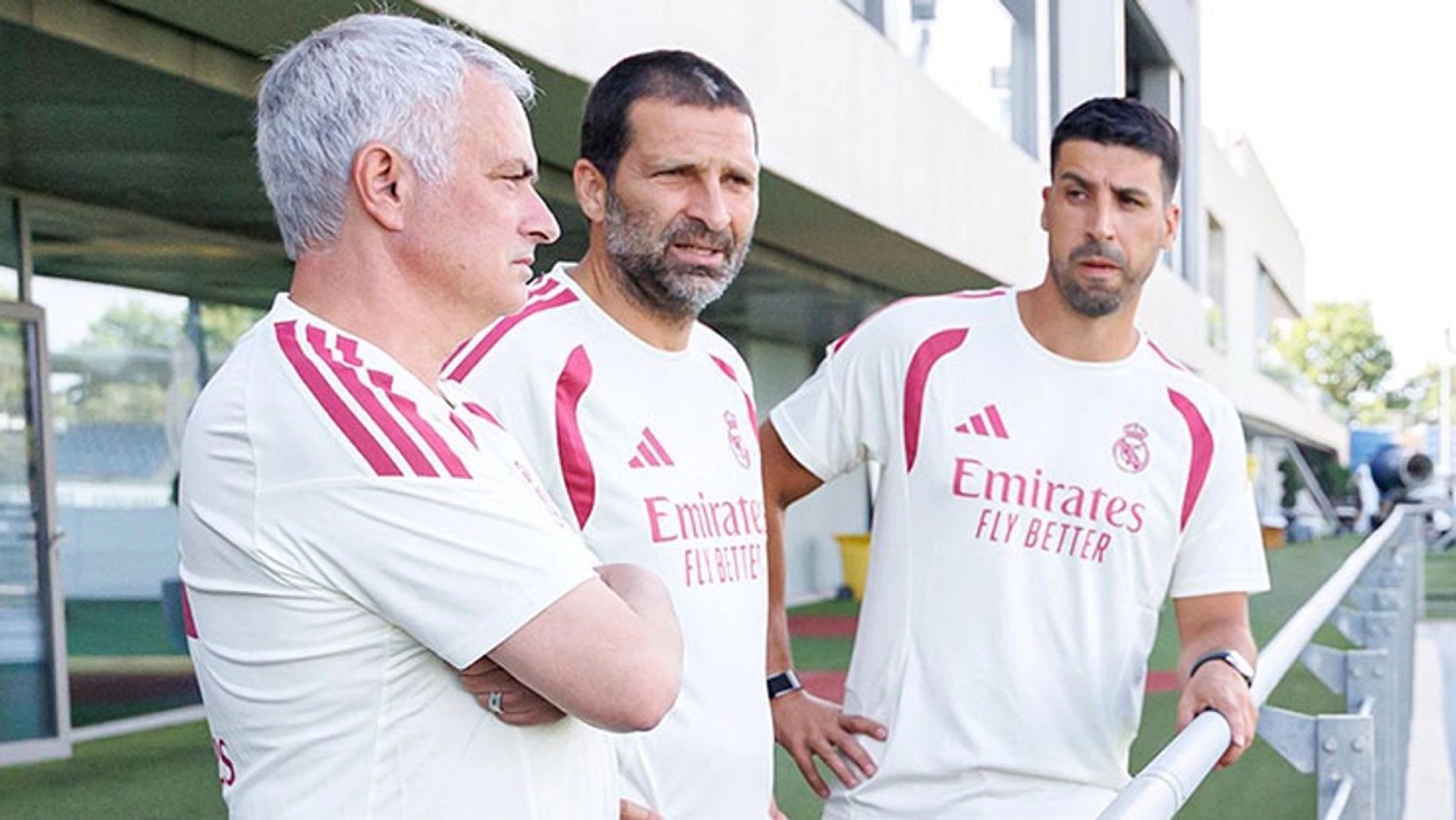 Jose Mourinho ở Real Madrid Không drama, không hấp dẫn 6