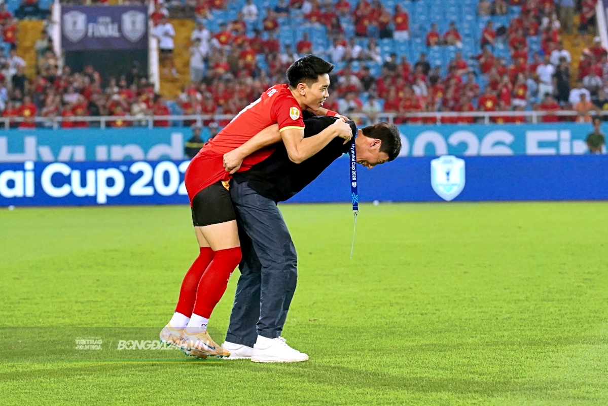 HLV Kim Sang Sik dT Viet Nam 26/8