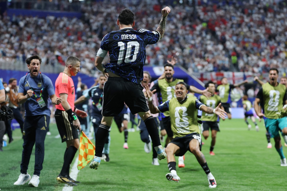 Di sản lớn nhất của Messi là lòng biết ơn của hàng triệu người 3 Di sản lớn nhất của Messi là lòng biết ơn của hàng triệu người 3